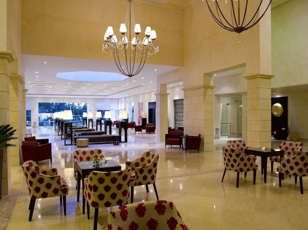 ธาลัซซ่า มาเดีย Hotel มาห์เดีย ภายนอก รูปภาพ