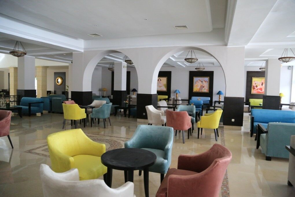 ธาลัซซ่า มาเดีย Hotel มาห์เดีย ภายนอก รูปภาพ